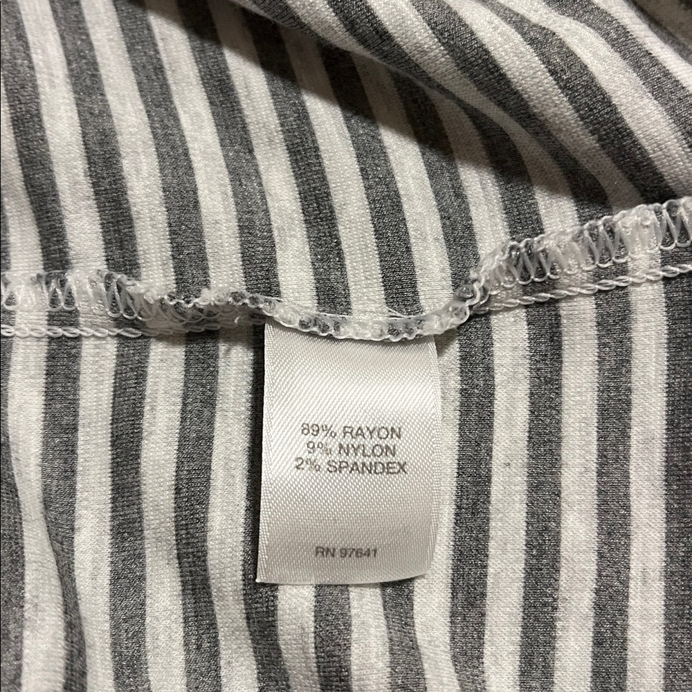J. Jill Classic Gray and White Long Sleeve Striped Midi Dress size Small - Picture 4 of 9